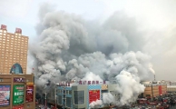 河北燕郊炸鸡店爆燃后居民楼体发生倒塌